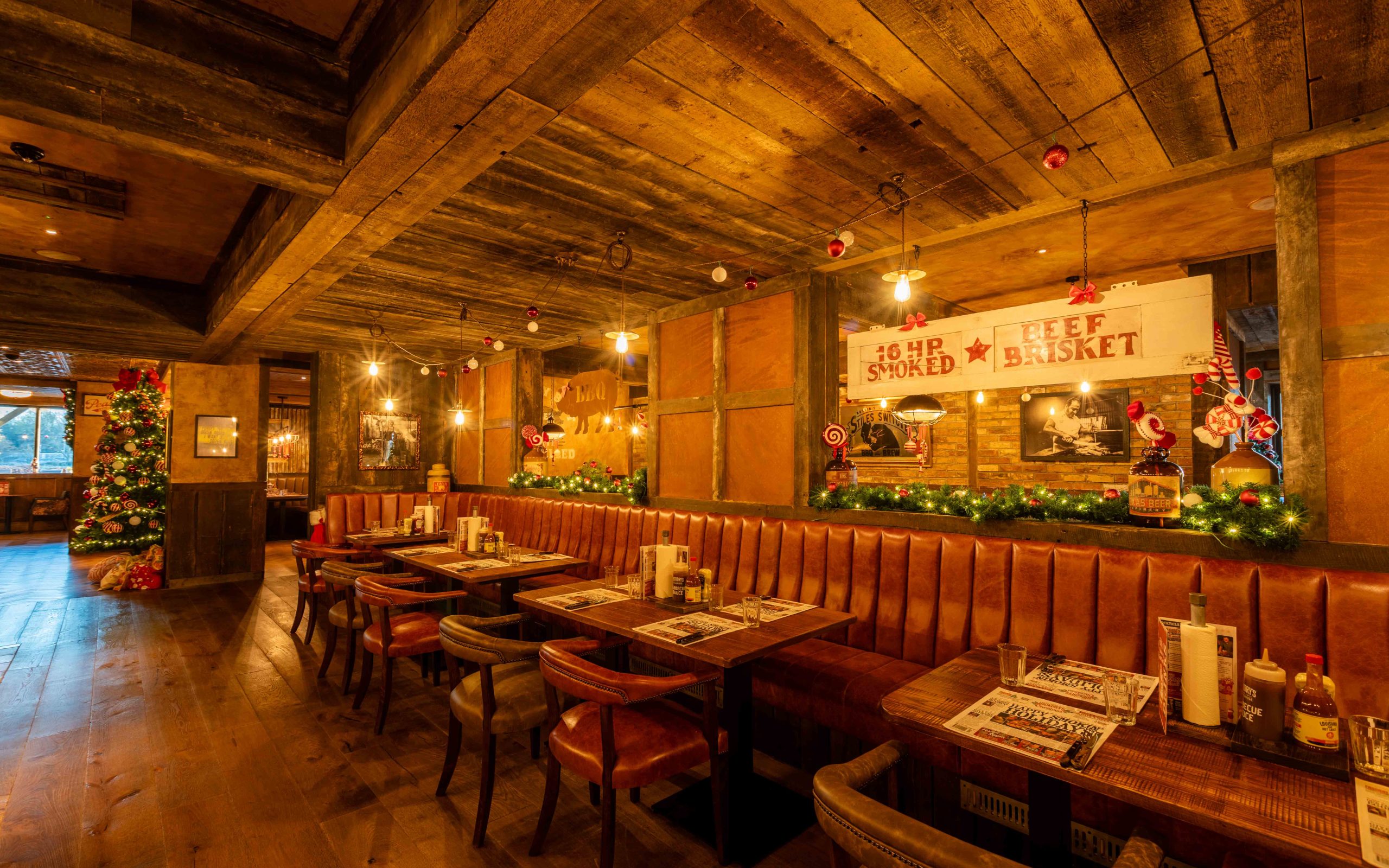 Family dining at Hickory's Thornaby