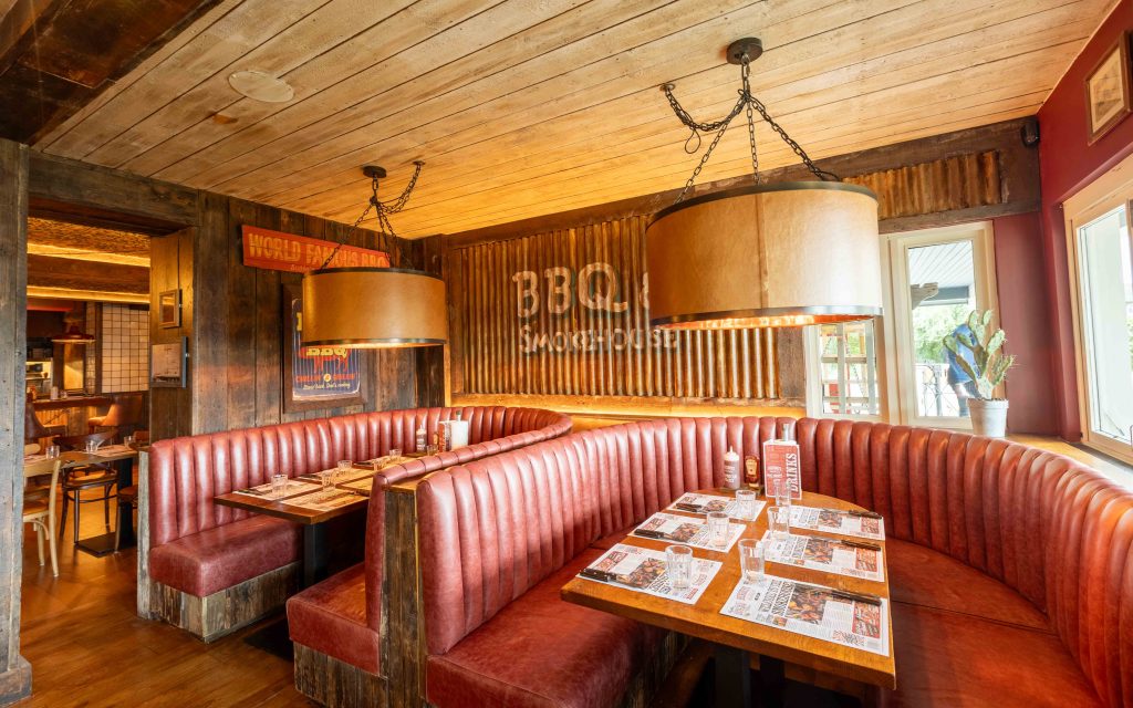 Hickory's Booths